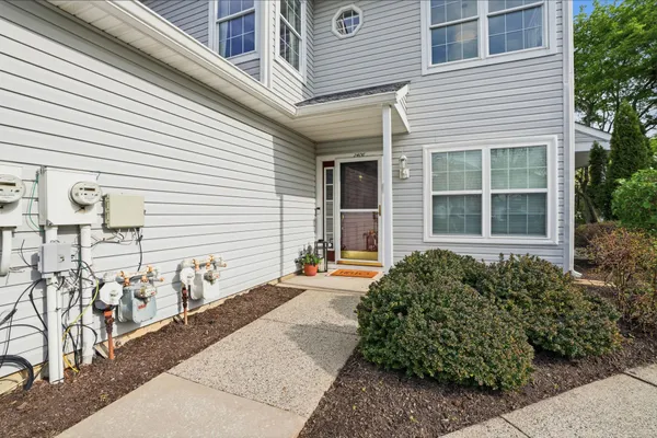 $449,900 | 2406 Lynbrooke Drive, Yardley, PA 19067