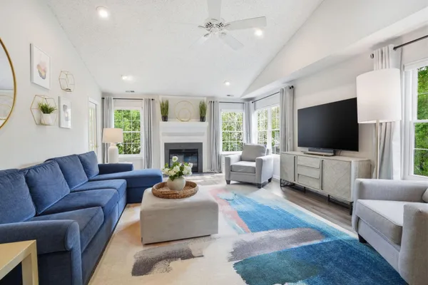 $449,900 | 2406 Lynbrooke Drive, Yardley, PA 19067