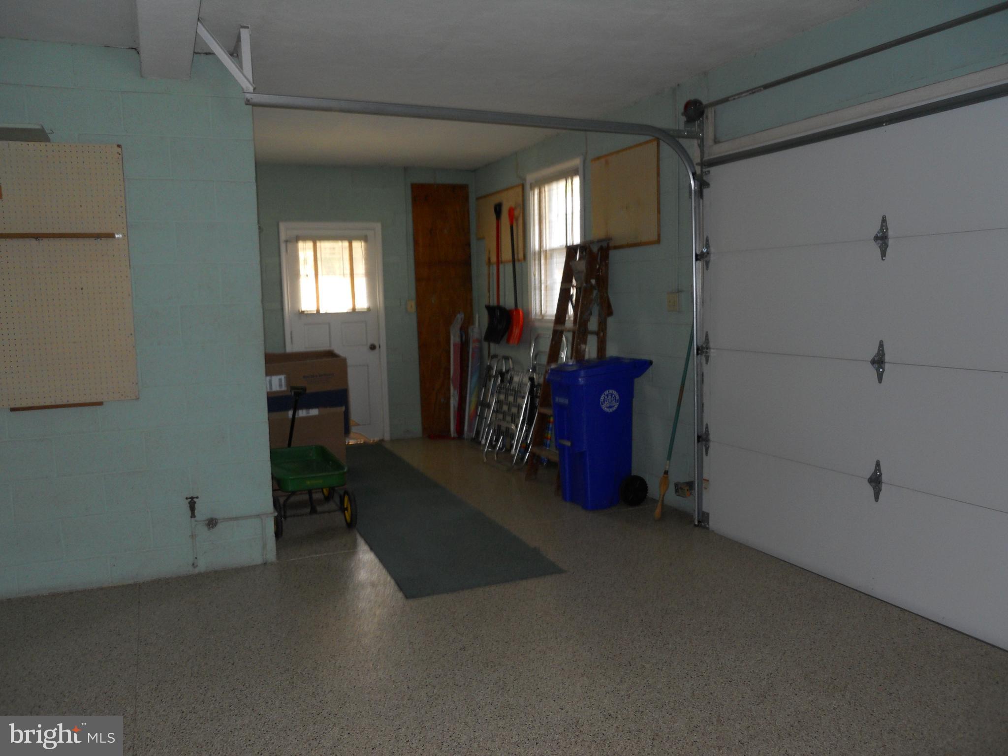 823 Farr Place Reading, PA 19611 - Photo 42 of 48 Gallery Image 42