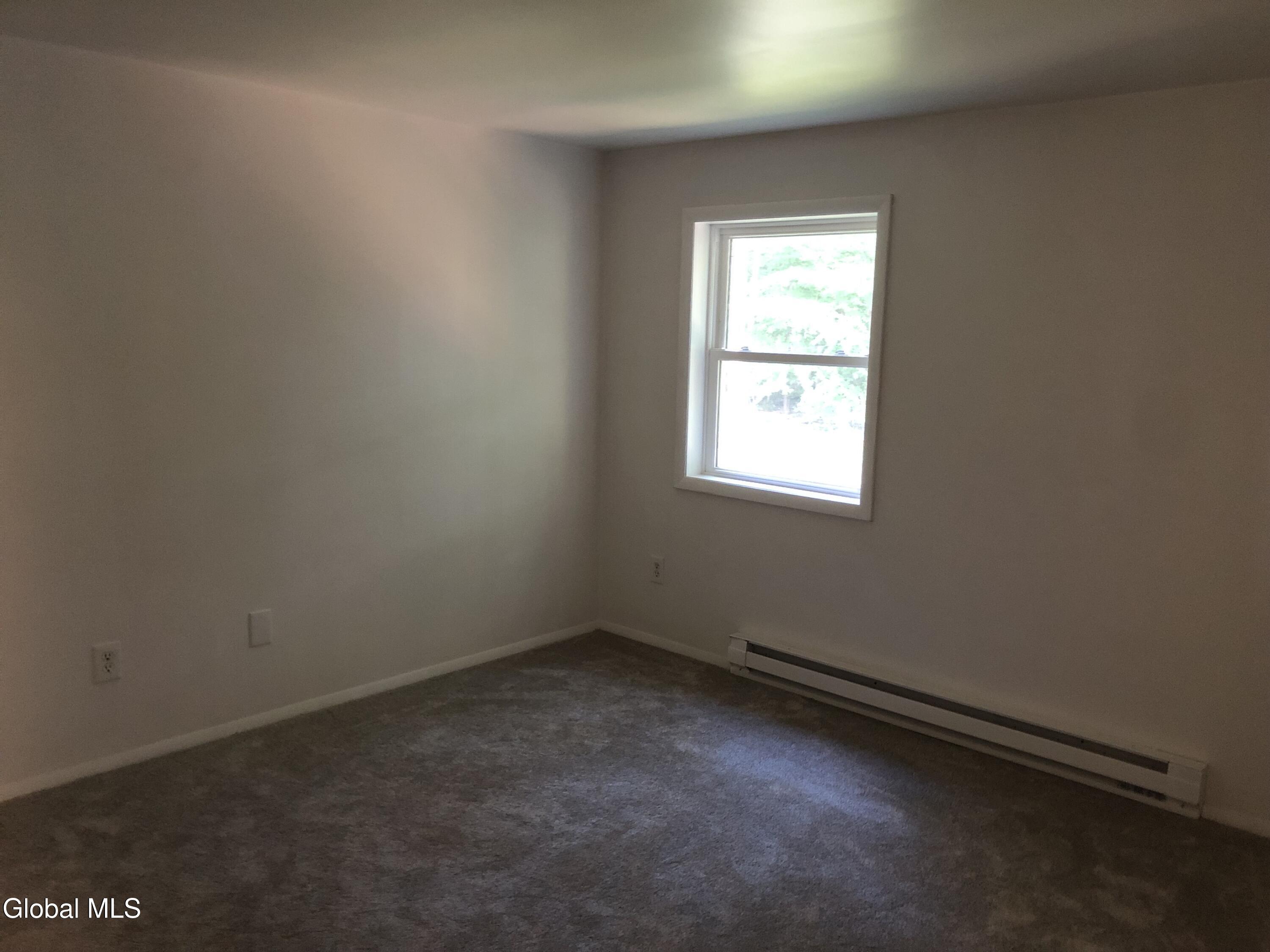 13 Wake Robin Road Malta, NY 12020 - Photo 14 of 27 IMG_9706