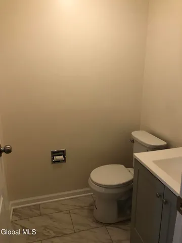 $280,000 | 13 Wake Robin Road, Malta, NY 12020