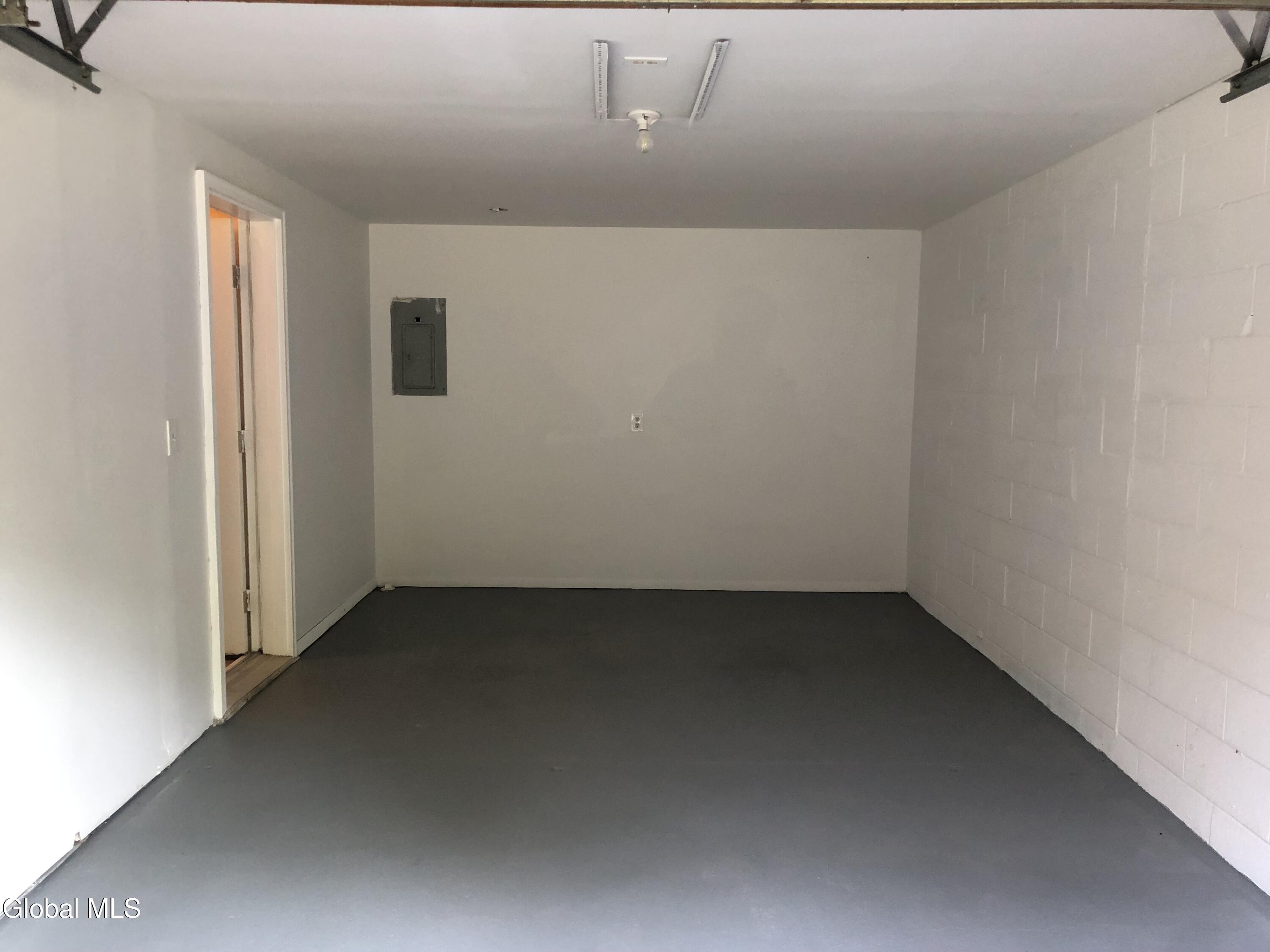 13 Wake Robin Road Malta, NY 12020 - Photo 20 of 27 IMG_9717