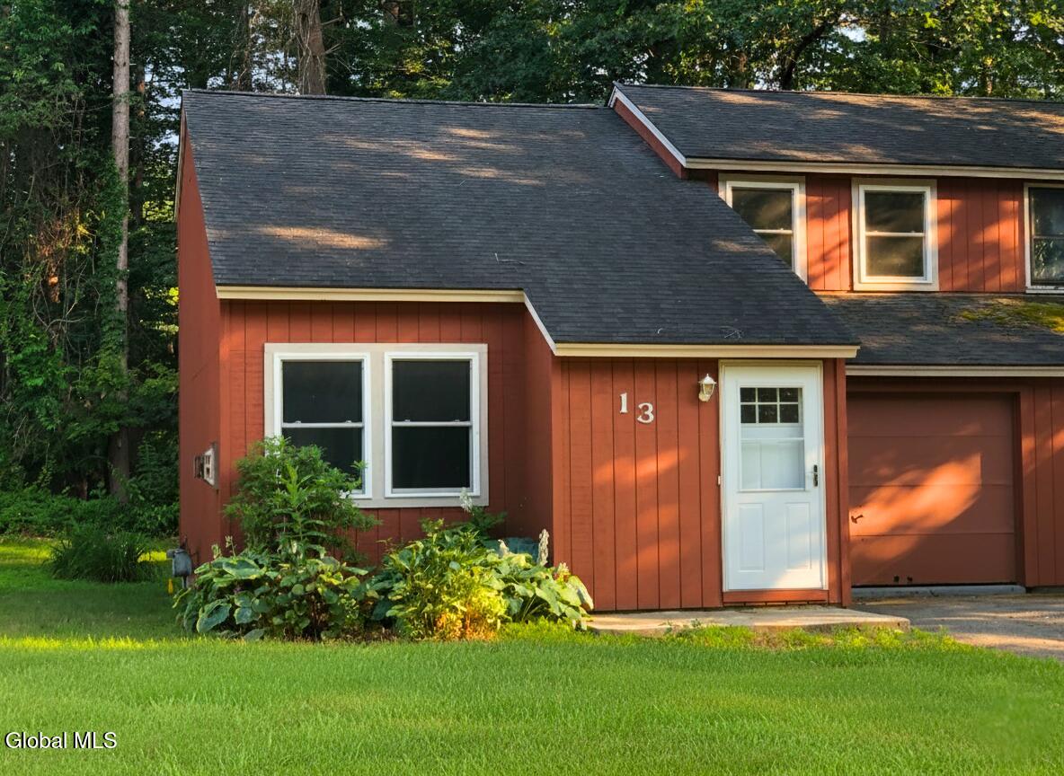 13 Wake Robin Road Malta, NY 12020 - Photo 2 of 27 3