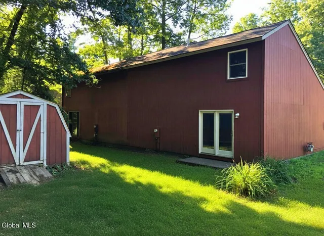 $280,000 | 13 Wake Robin Road, Malta, NY 12020