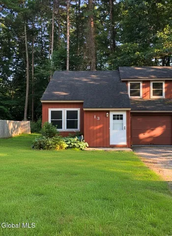 $280,000 | 13 Wake Robin Road, Malta, NY 12020