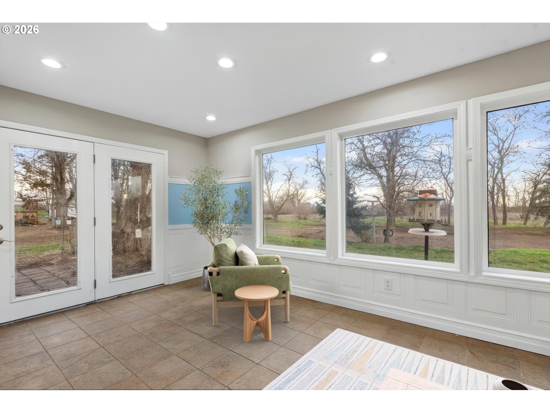 10 West Sprague Echo, OR 97826 - Photo 15 of 45 a living room with furniture and a large window
