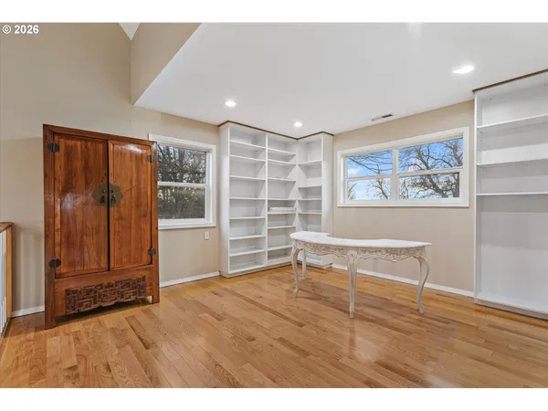 $1,150,000 | 10 West Sprague, Echo, OR 97826