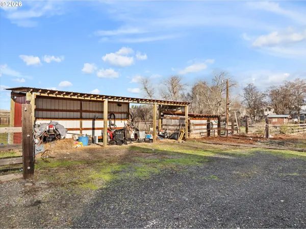 $1,150,000 | 10 West Sprague, Echo, OR 97826