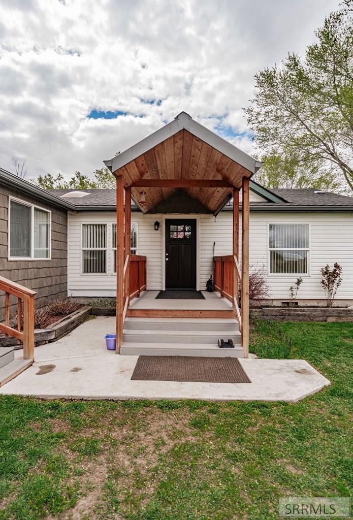 133 North 4400 East Rigby, ID 83442 - Photo 9 of 97