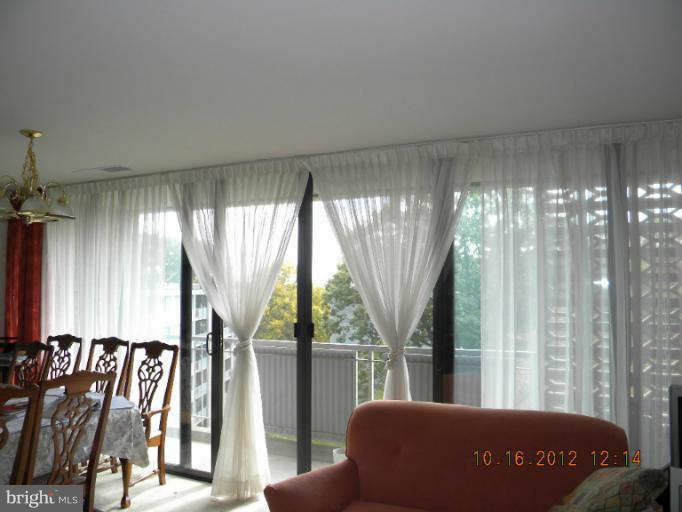 1824 Metzerott Road, Unit 402 Hyattsville, MD 20783 - Photo 9 of 28 Interior (General)