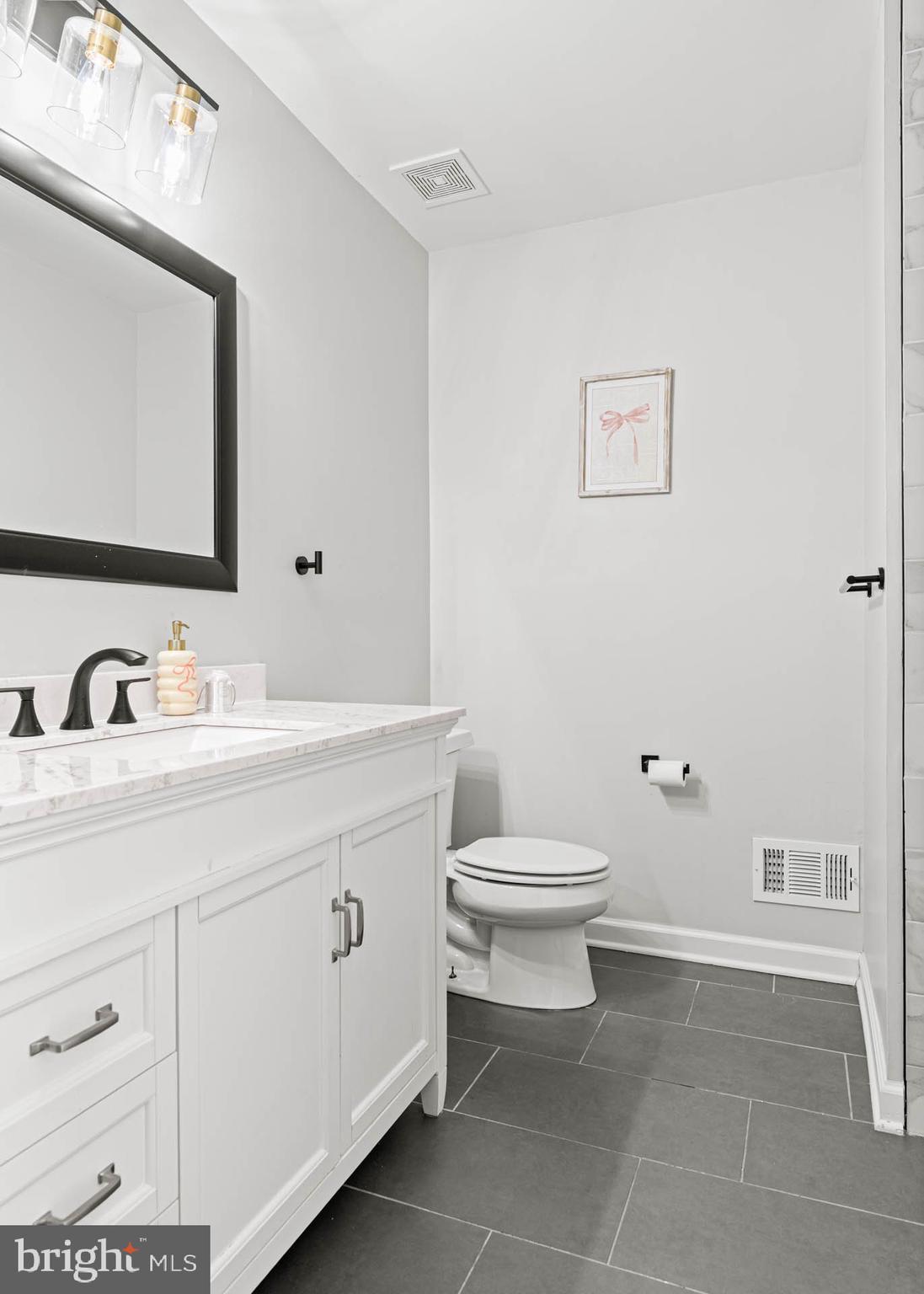 149 Timothy Circle Wayne, PA 19087 - Photo 26 of 37 Hall bathroom.