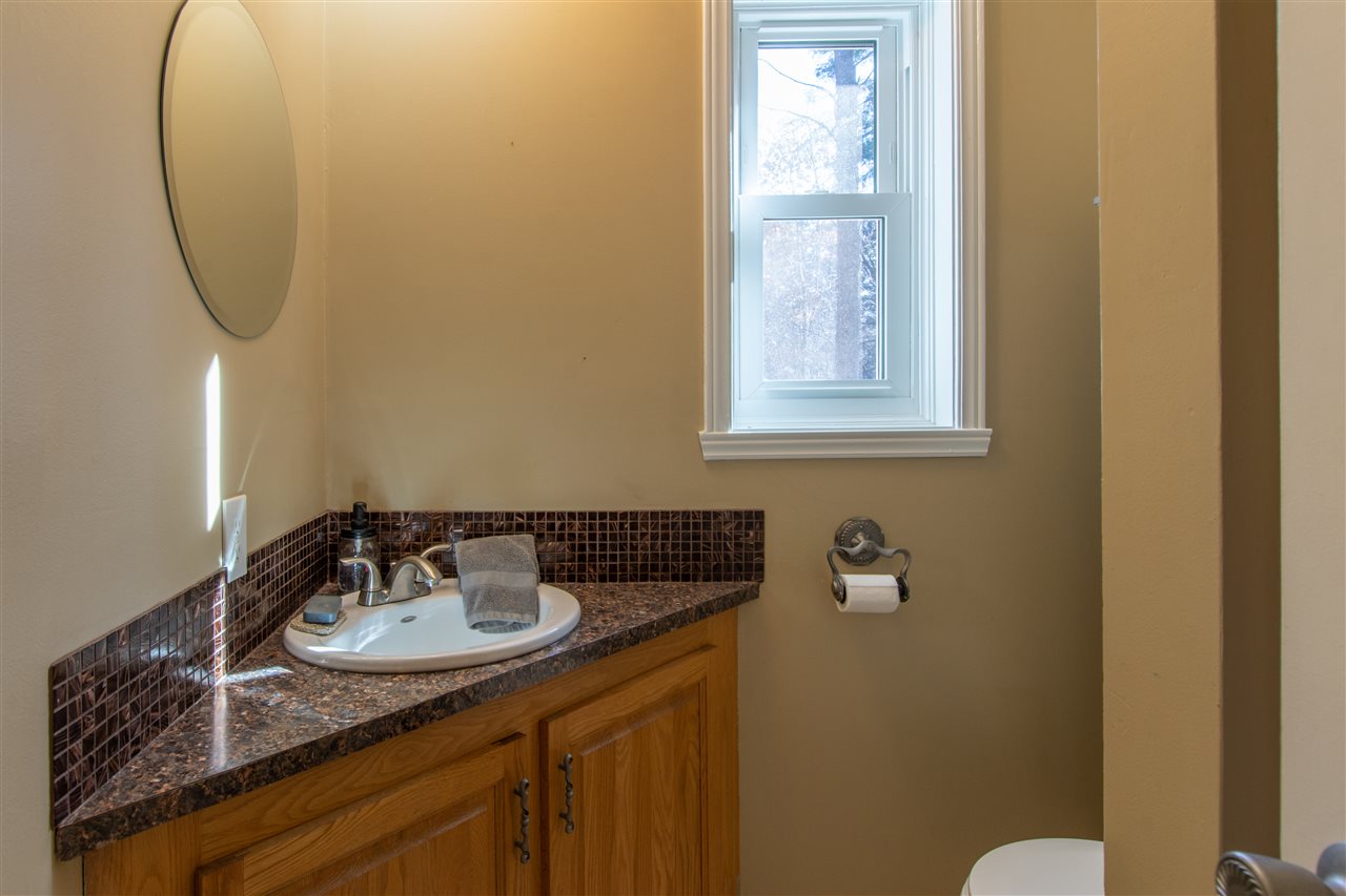 22 New Searles Road Nashua, NH 03062 - Photo 15 of 40
