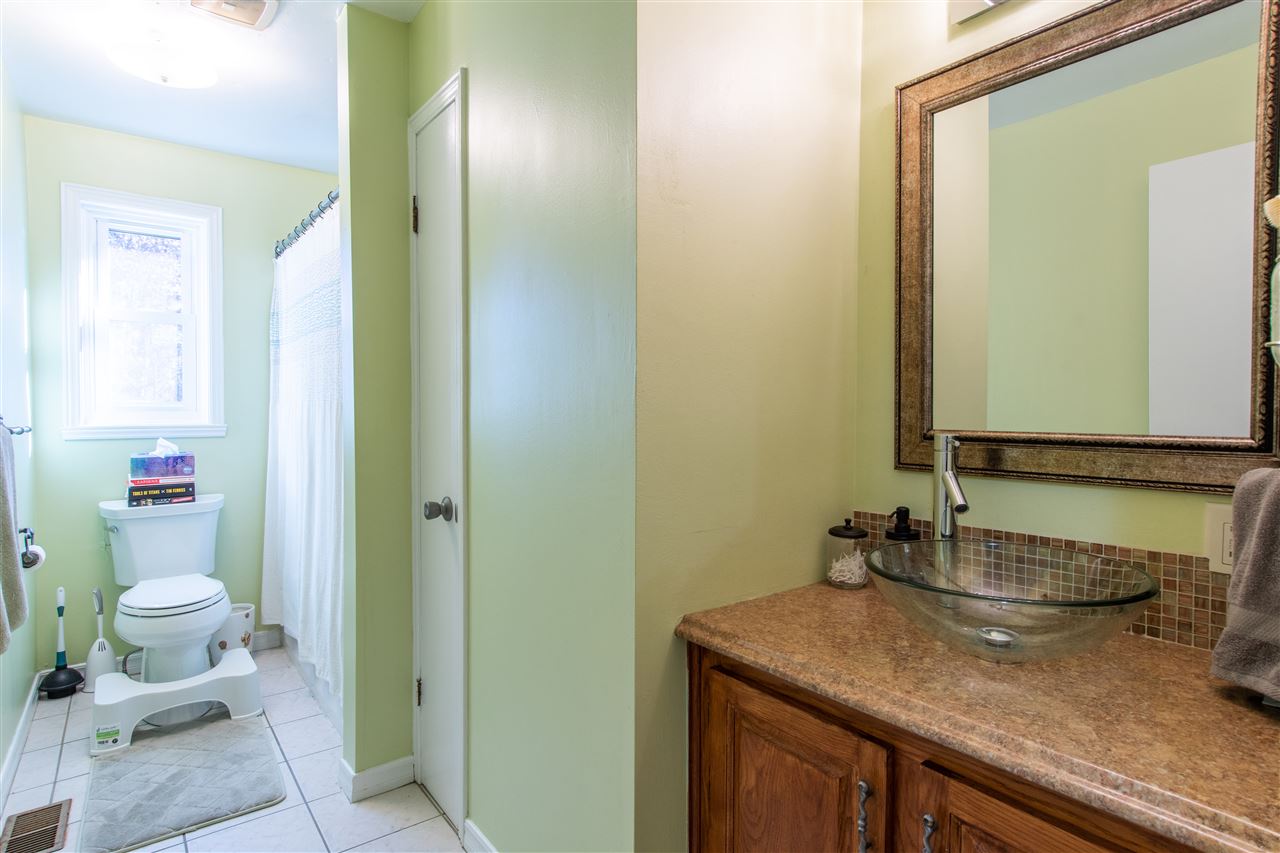 22 New Searles Road Nashua, NH 03062 - Photo 24 of 40