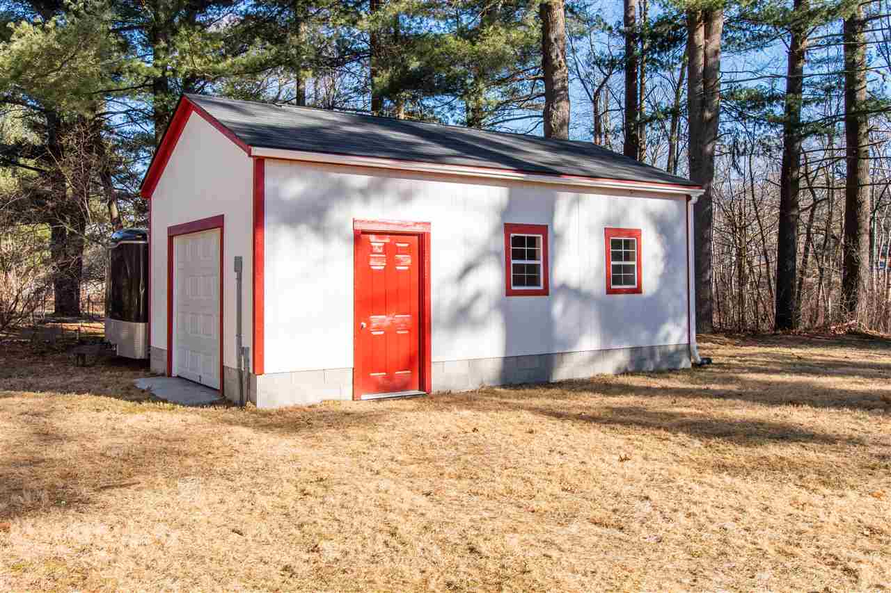 22 New Searles Road Nashua, NH 03062 - Photo 37 of 40