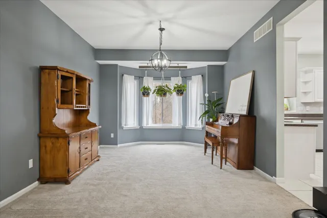 $590,000 | 1985 Christopher Court, West Bloomfield, MI 48324