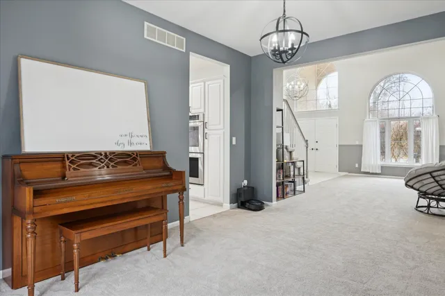 $590,000 | 1985 Christopher Court, West Bloomfield, MI 48324