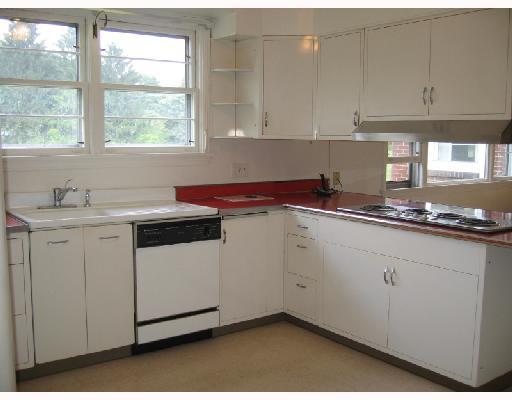 350 Airport Road Butler, PA 16002 - Photo 5 of 10 Kitchen.