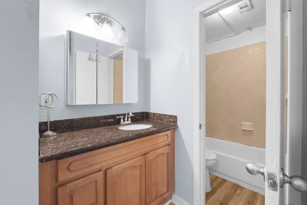 $1,450 | 2714 Nueces Street, Unit 206, Austin, TX 78705