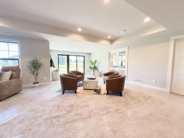 $1,139,400 | 908 Travis Larson, Waunakee, WI 53597