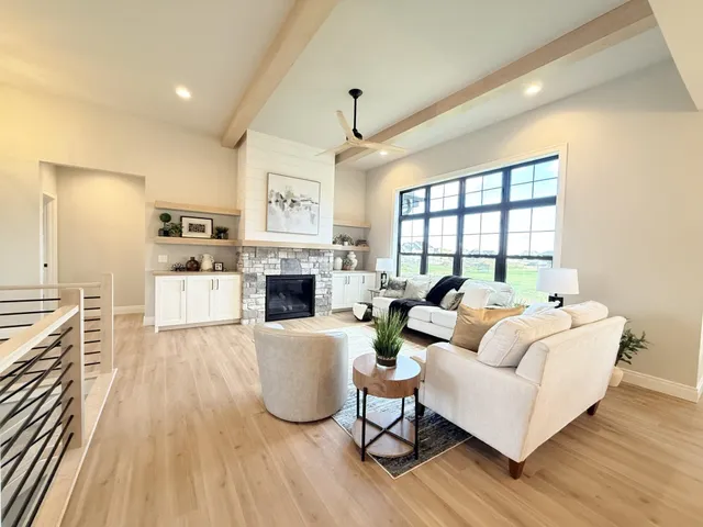 $1,139,400 | 908 Travis Larson, Waunakee, WI 53597