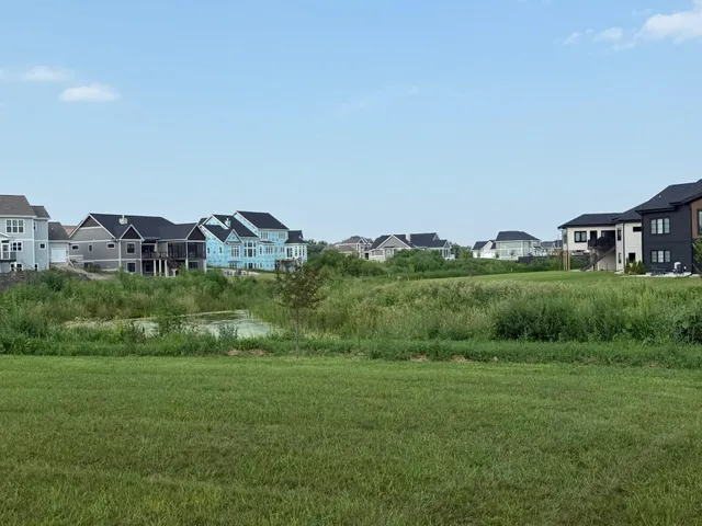 $1,139,400 | 908 Travis Larson, Waunakee, WI 53597