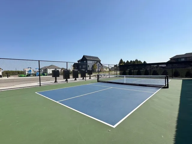 $1,139,400 | 908 Travis Larson, Waunakee, WI 53597