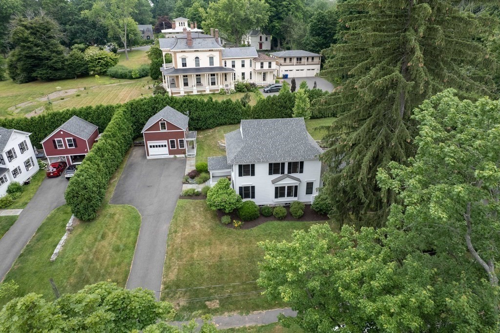 32 Gray Street Amherst, MA 01002 - Photo 2 of 42 Gallery Image 2
