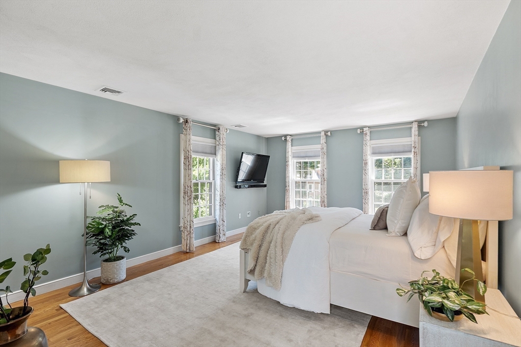 21 Valleyfield Street Lexington, MA 02421 - Photo 27 of 42