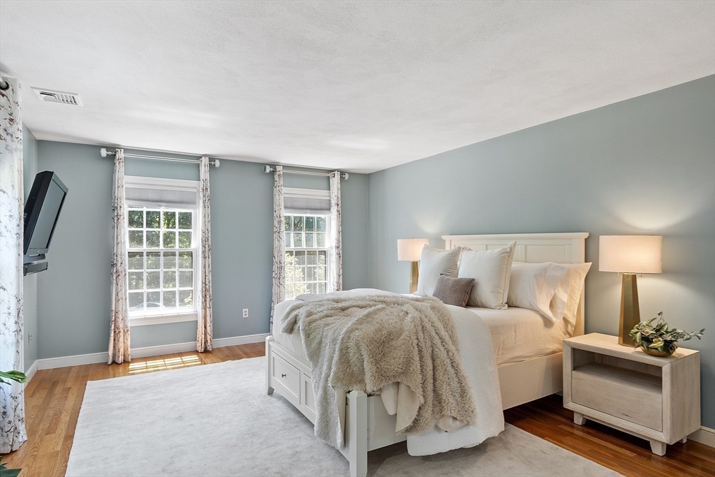 21 Valleyfield Street Lexington, MA 02421 - Photo 28 of 42