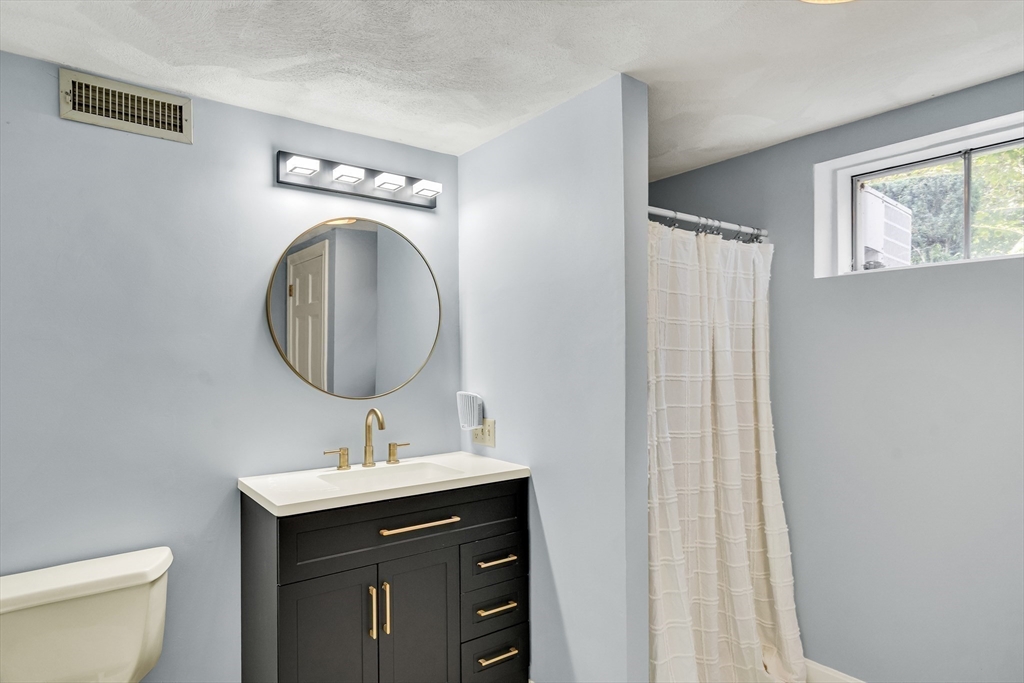 21 Valleyfield Street Lexington, MA 02421 - Photo 35 of 42