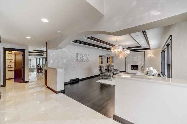 2S611 Arboretum Road Glen Ellyn, IL 60137 - Photo 8 of 25