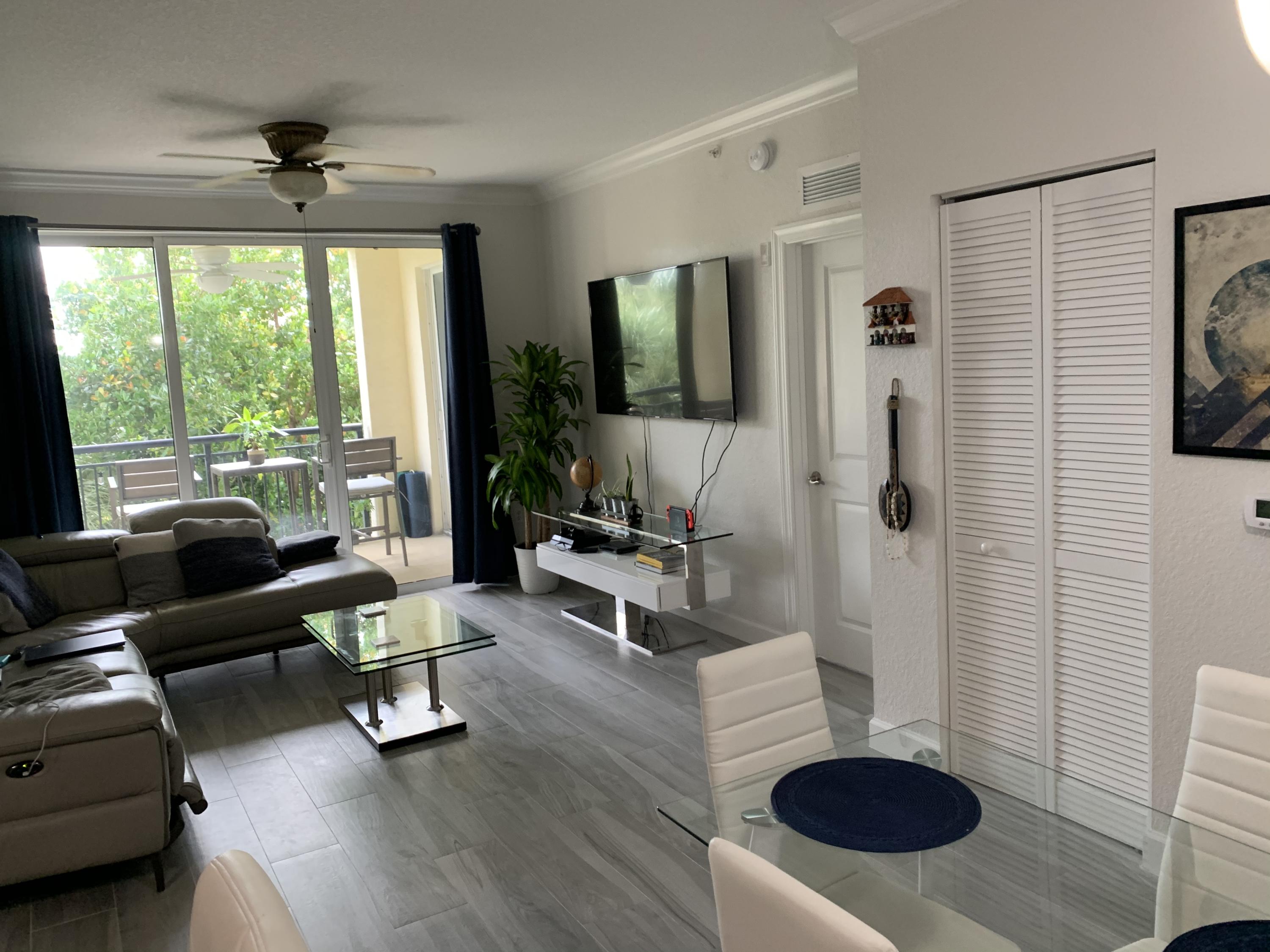 1310 Renaissance Way Boynton Beach, FL 33426 - Photo 2 of 24 IMG_3699