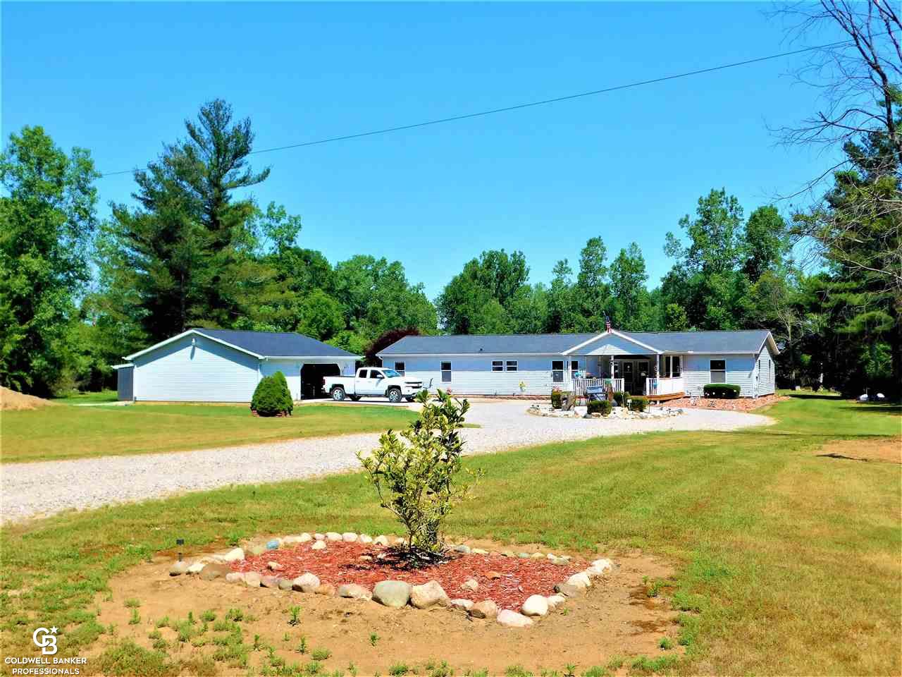 10206 Beckett Road Avoca, MI 48006 - Photo 2 of 79