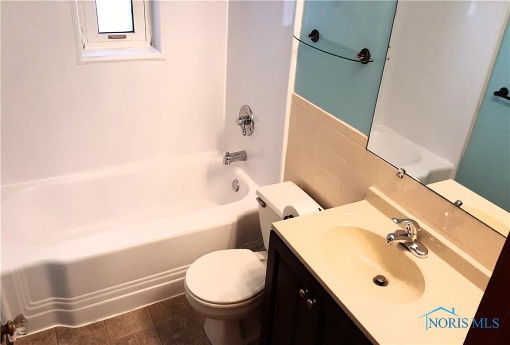 4122 Angola Road Toledo, OH 43615 - Photo 16 of 16 Gallery Image 16