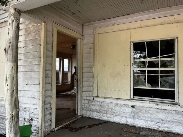 a view of front door