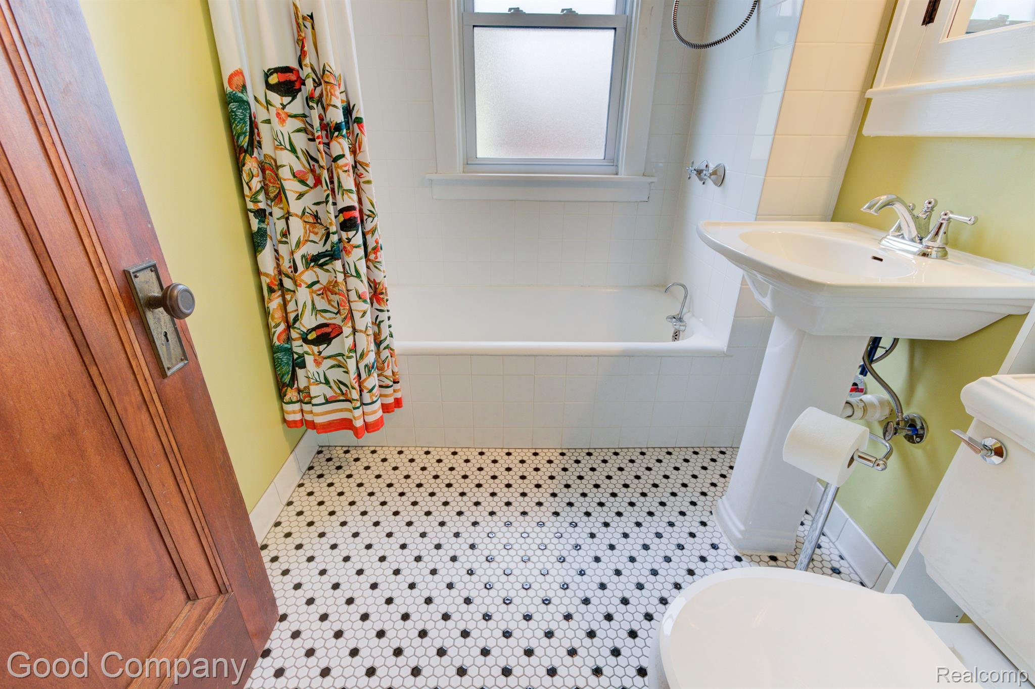 49 Wellesley Drive Pleasant Ridge, MI 48069 - Photo 23 of 61 Gallery Image 23