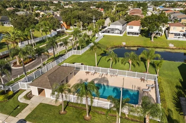 $1,600 | 637 Kensington Lake Circle, Brandon, FL 33511