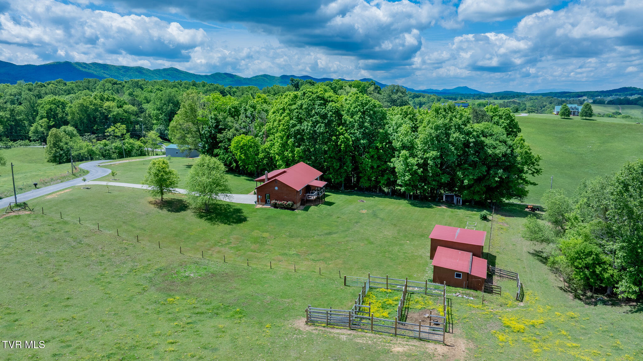 902 South Mill Road Greeneville, TN 37743 - Photo 46 of 50 dji_fly_20260430_123638_0232_17775671952