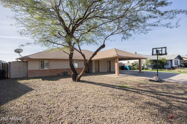 $2,495 | 2429 East Juanita Avenue, Mesa, AZ 85204