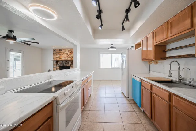 $2,495 | 2429 East Juanita Avenue, Mesa, AZ 85204