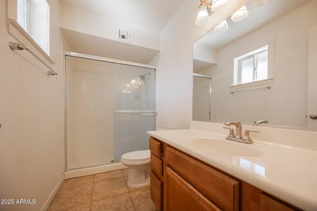 $2,495 | 2429 East Juanita Avenue, Mesa, AZ 85204