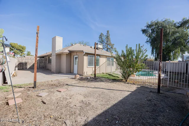 $2,495 | 2429 East Juanita Avenue, Mesa, AZ 85204