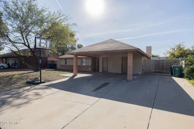$2,495 | 2429 East Juanita Avenue, Mesa, AZ 85204