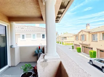 $574,900 | 23808 Toscana Drive, Unit 28039, Valencia, CA 91354