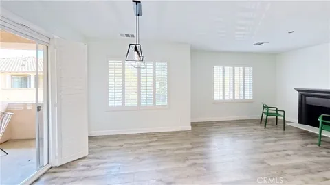 $574,900 | 23808 Toscana Drive, Unit 28039, Valencia, CA 91354