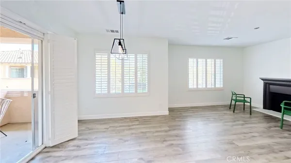$574,900 | 23808 Toscana Drive, Unit 28039, Valencia, CA 91354