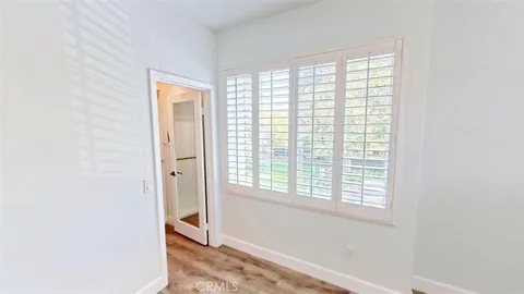 $574,900 | 23808 Toscana Drive, Unit 28039, Valencia, CA 91354