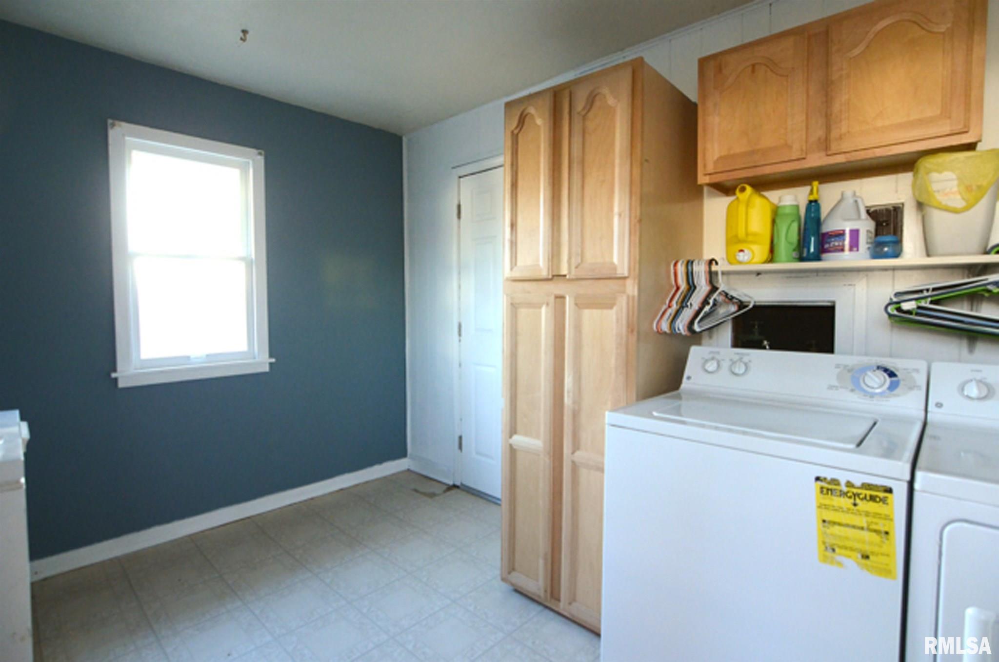 105 Oakdale Road Washington, IL 61571 - Photo 15 of 29 Gallery Image 15