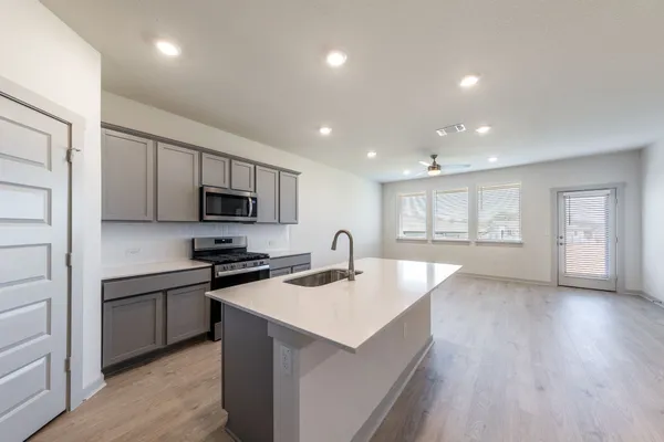 $2,550 | 2416 Tucker Lane, Austin, TX 78754