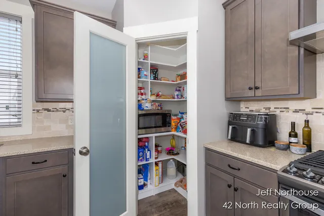 $869,900 | 7998 Byron Depot Court Southwest, Byron Center, MI 49315